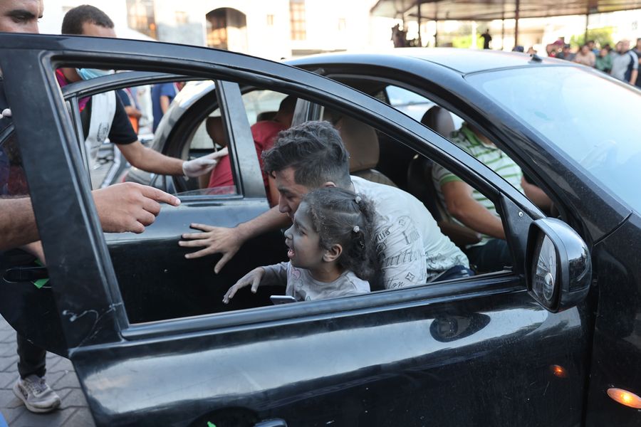 شهادة من سارة شاتو، رئيسة عمليات أطباء بلا حدود في باريس